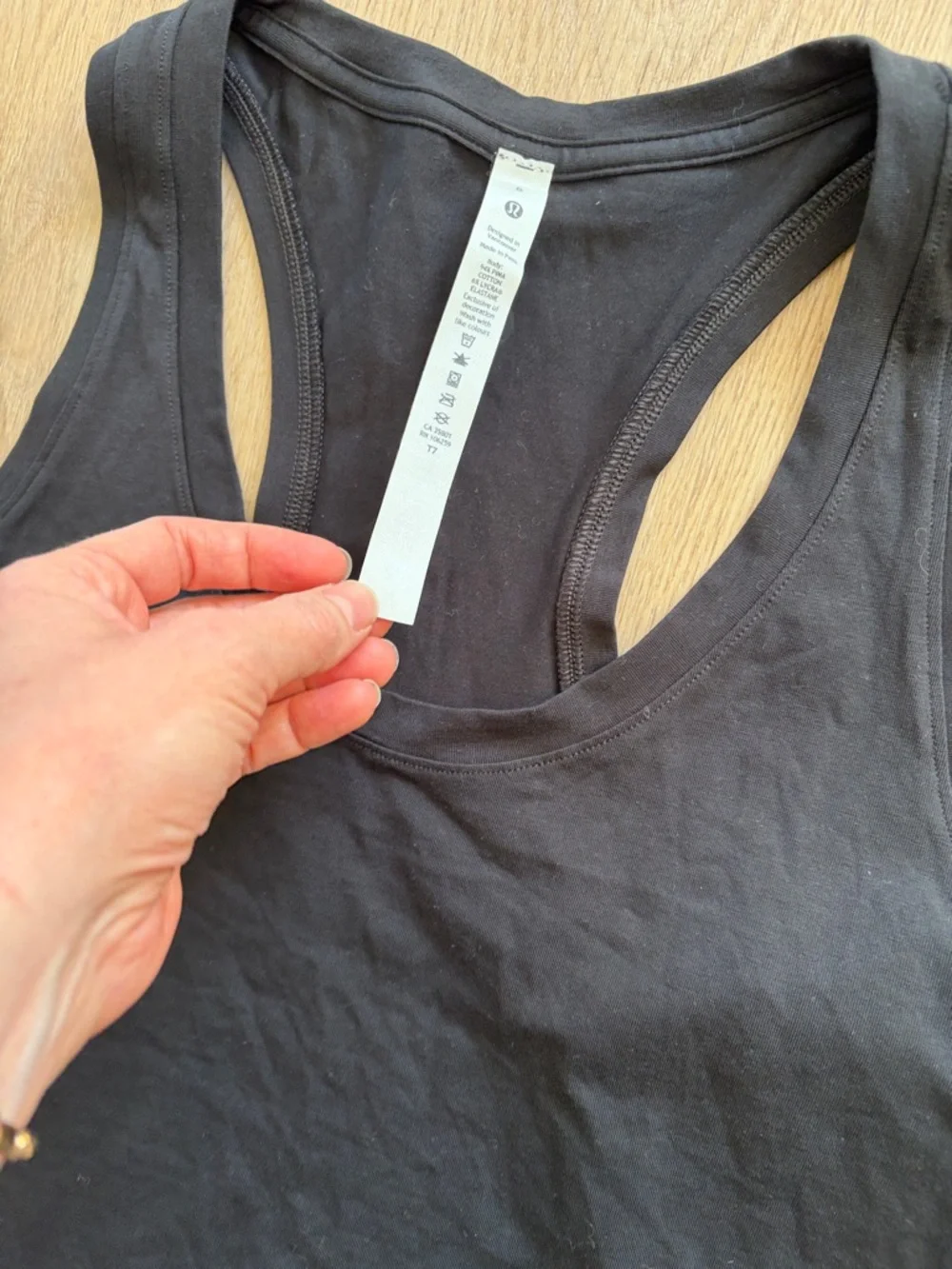 NWT Lululemon Love Black Racerback Tank Top Size 6 - Picture 3 of 3